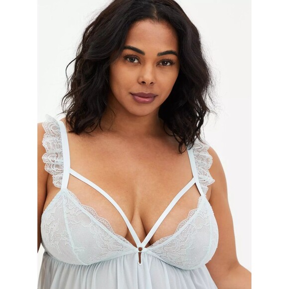 NWT Torrid Baby Blue Mesh Ruffle Cap Sleeve Strappy Babydoll Size 4 / 26 Plus - Picture 2 of 4